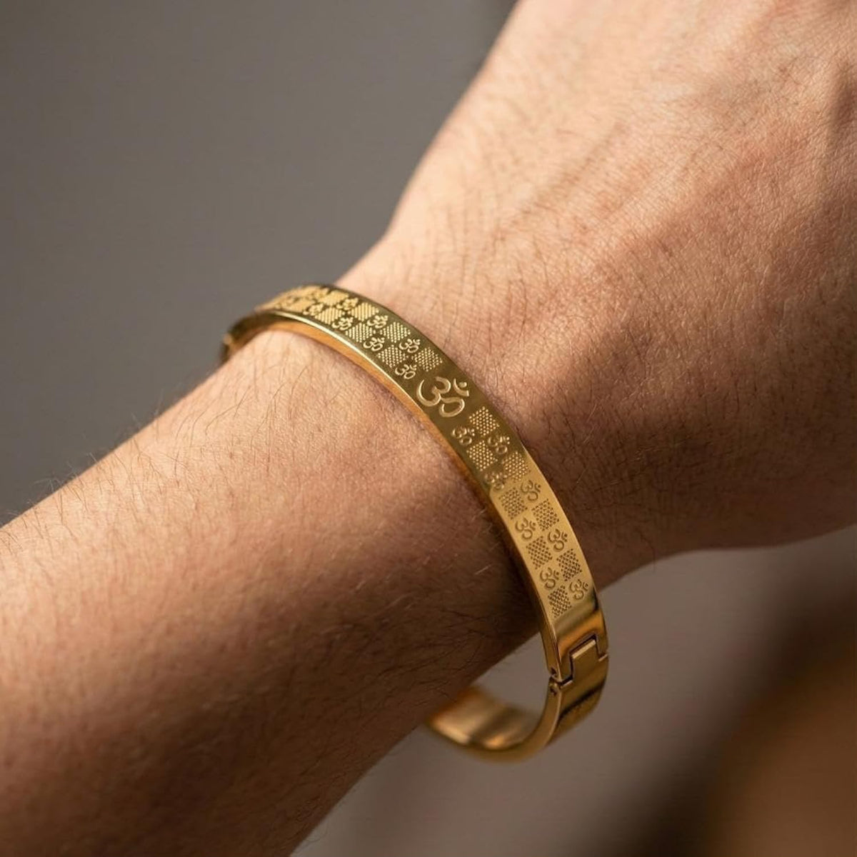 Men’s Om Engraved Kada Bracelet