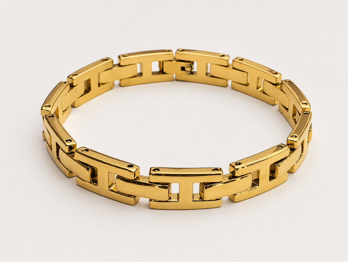 Timeless Gold Link Chain Bracelet – Classic Luxe Edition